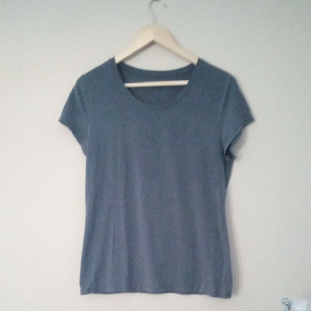 No Boundaries Gray Fitted Cap Sleeve Tee